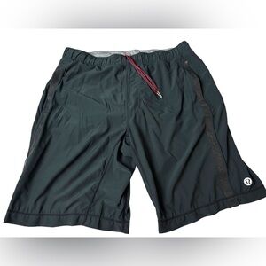 Lululemon Men’s 10” Shorts Athletic Black Lined Size L